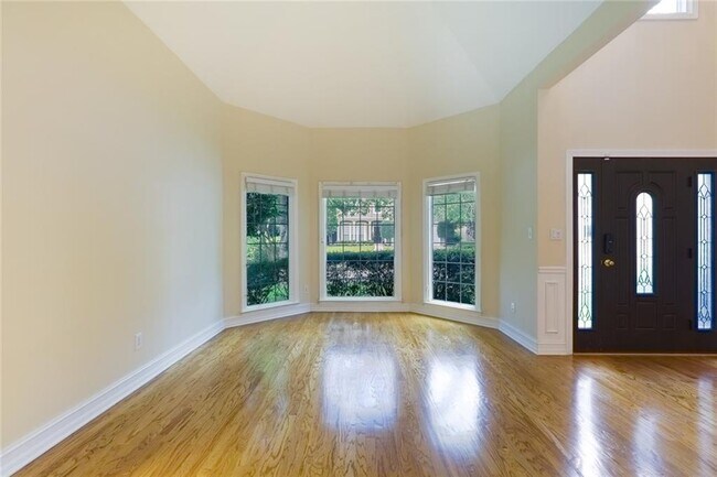 Building Photo - 1167 Druid Walk