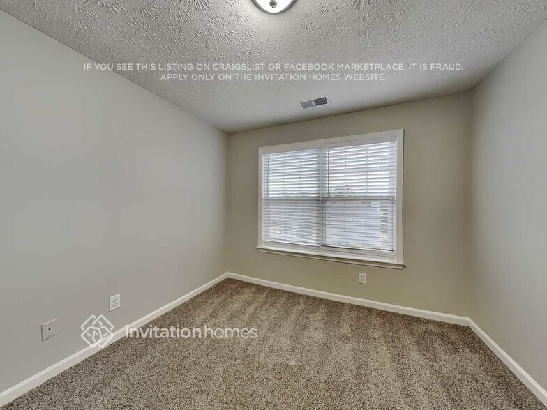 Building Photo - 3110 Kirkwood Dr NW