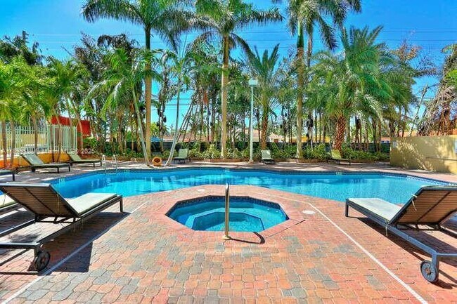 Building Photo - 3500 Coral Wy