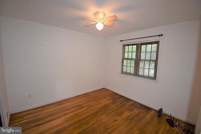 Building Photo - 108 E Rosemont Ave