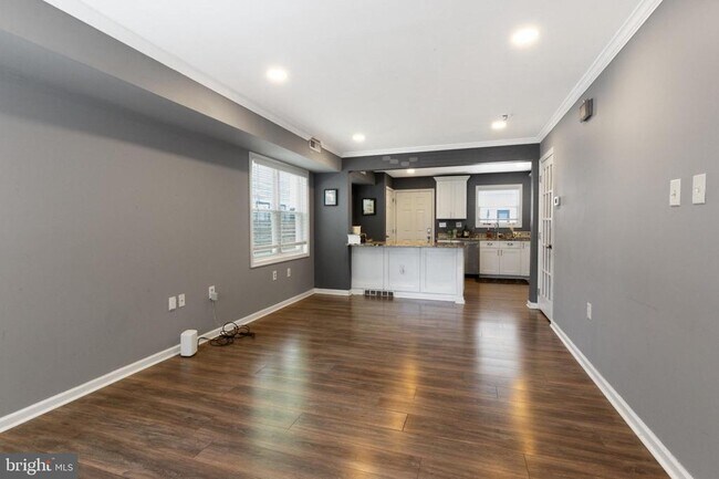 Building Photo - 1719 Ridge Ave