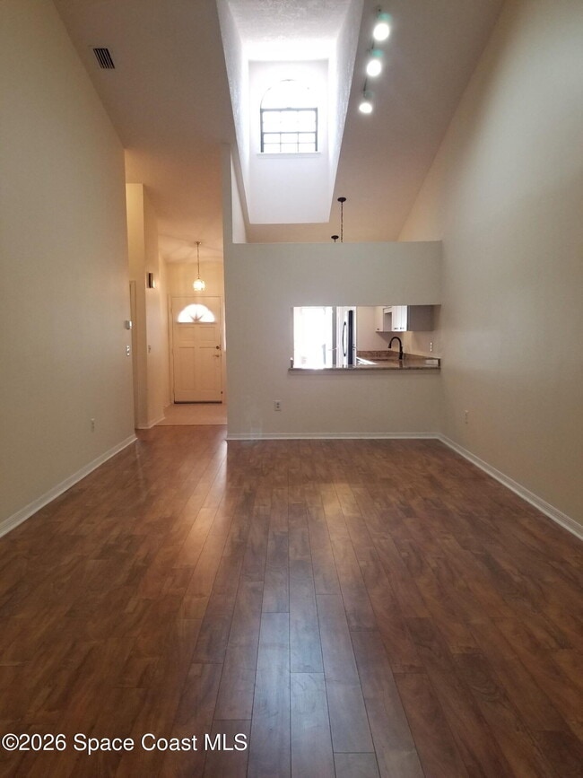 Building Photo - 3584 Muirfield Dr