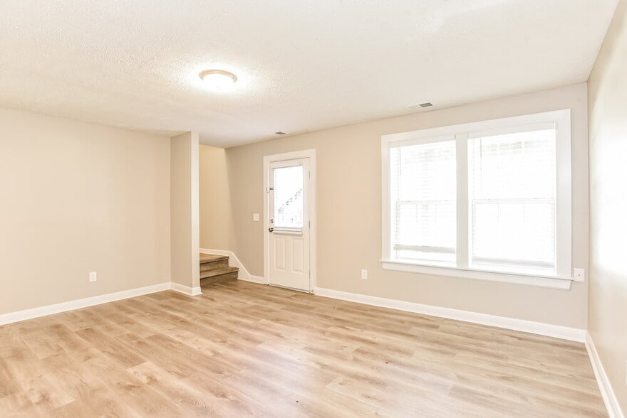 Building Photo - 1920 Streamfield Ct
