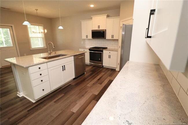 Building Photo - 2621 Impulsion Dr