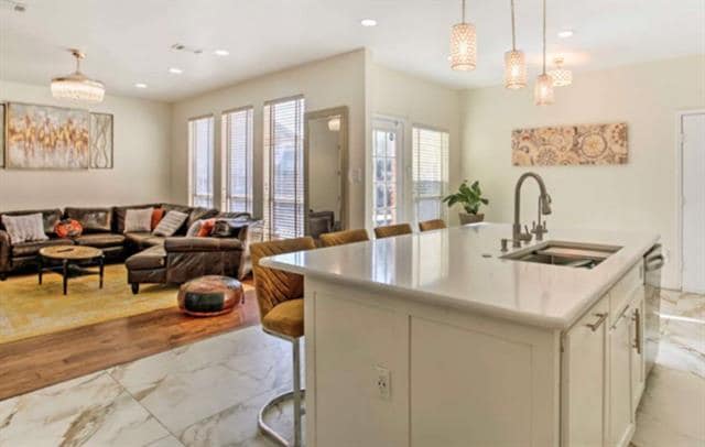 Building Photo - 1805 Arbor Creek Dr