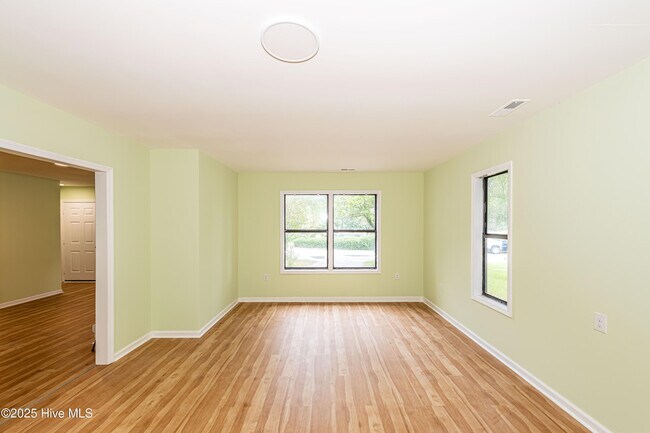 Building Photo - 1100 Audrey Ct
