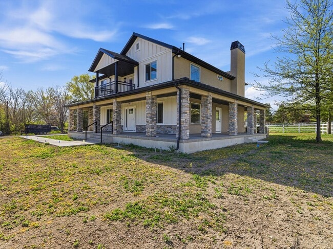 Building Photo - RES_O VAN DER WATT_14512