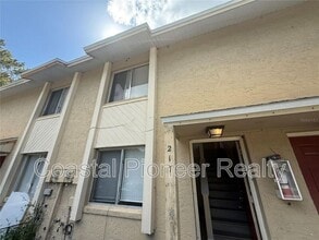 Building Photo - 217 S Moss Rd