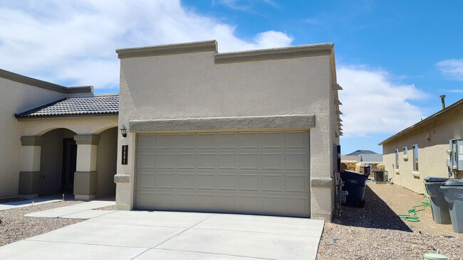 Building Photo - 3461 Dana Grey Dr