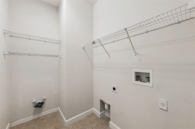 Building Photo - 1442 Travertine Terrace