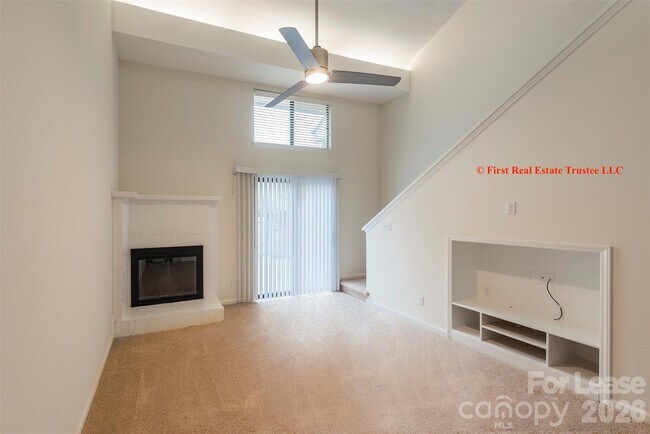 Building Photo - 7930 Charter Oak Ln