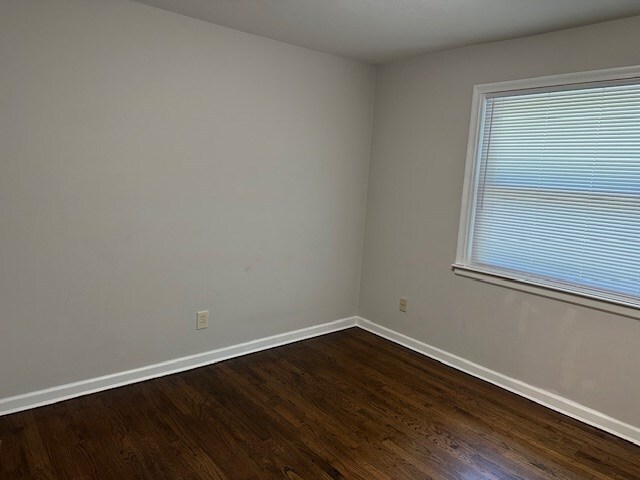 Building Photo - 714 Middle St St