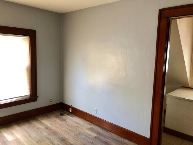 Building Photo - Beautiful 2 Bedroom/2 Bath South End Home ...