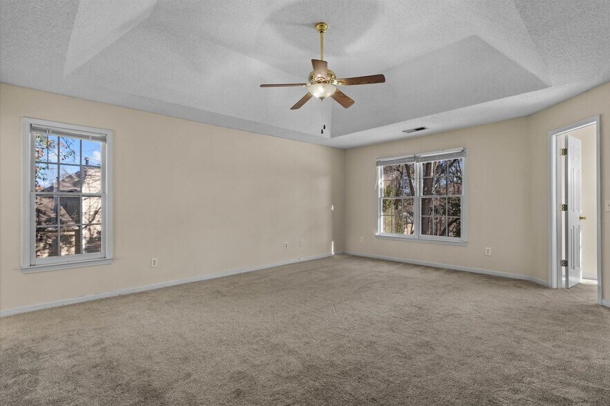 Building Photo - 2155 Southbrook Ridge NW