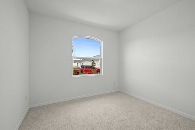 Building Photo - Towns at Woodsdale Villa! -3/2/2 in Wesley...