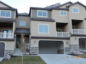 Building Photo - Newer 3 Bed Town Home - Provo's Southeast ...