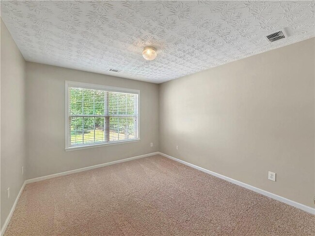 Building Photo - 1210 Skylar Ridge Cir
