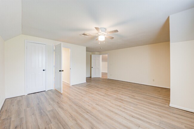 Building Photo - 630 Martin Luther King Rd