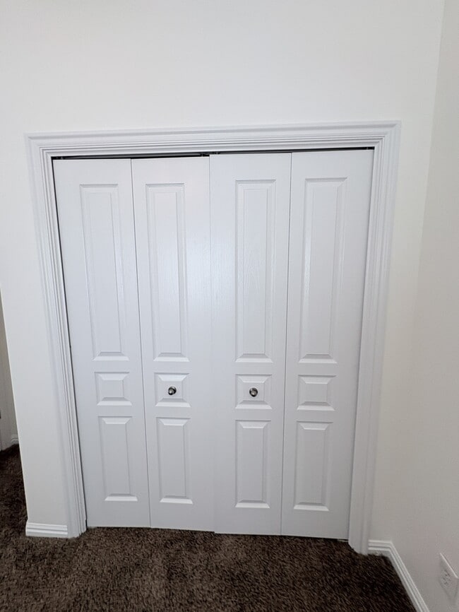 Building Photo - Peppercorn