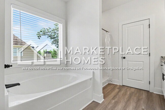 Building Photo - 4526 Highland Gate Pkwy