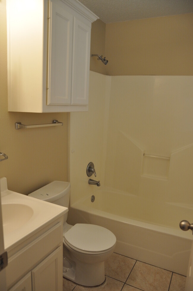 Building Photo - COMING SOON! Updated 3 Bedroom in Lindale ...