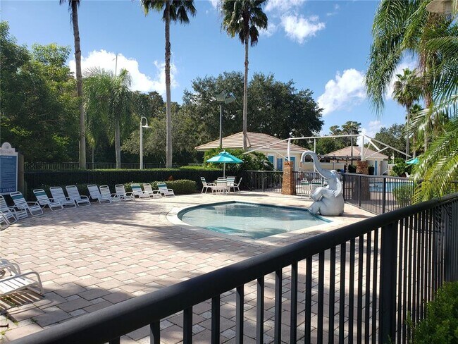 Building Photo - 6274 Glenn Cliff Wy