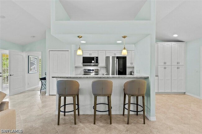 Building Photo - 11693 Oakland Dr