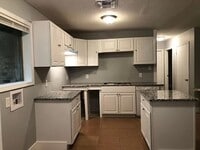 Building Photo - 1429-1429 Mahlow Dr