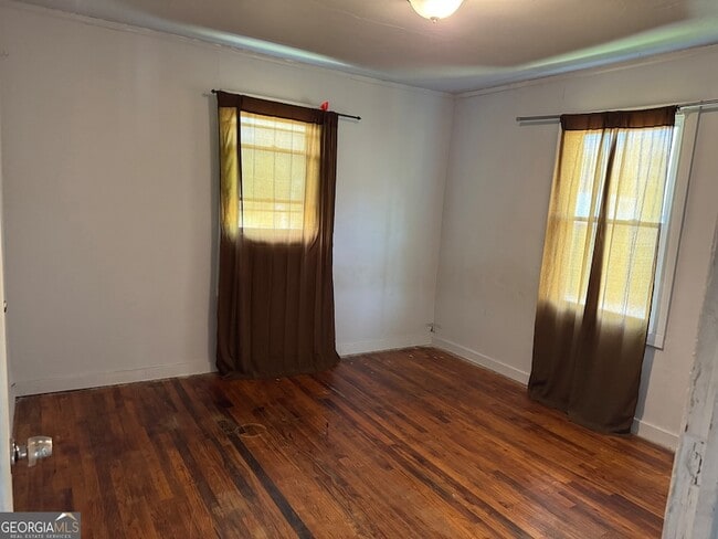 Building Photo - 41 Hollis Heights