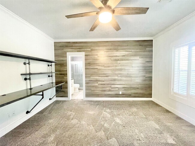 Building Photo - 3 Maple Loft Pl