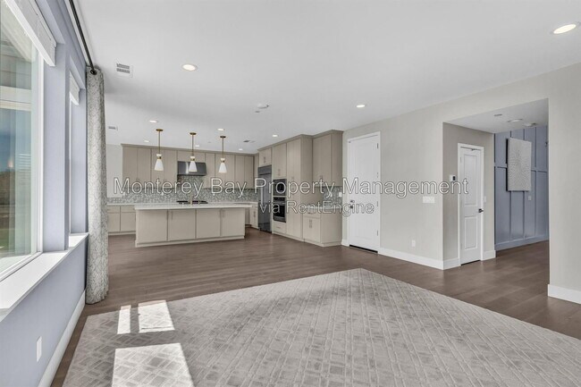Building Photo - 240 Bungalow Dr