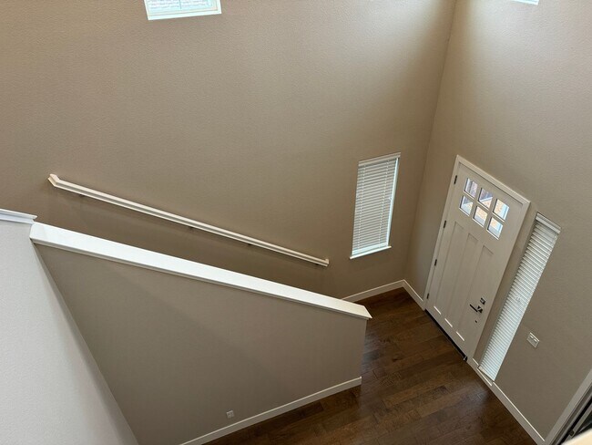 Building Photo - Fountaingrove 4 bedroom beauty