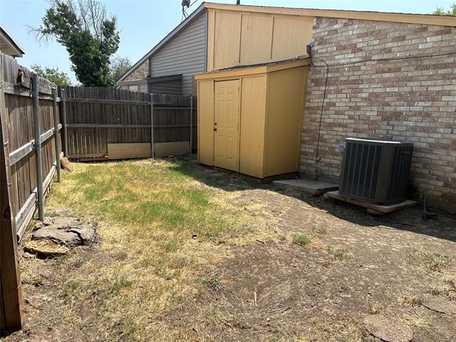 Building Photo - 2519 Limestone Dr
