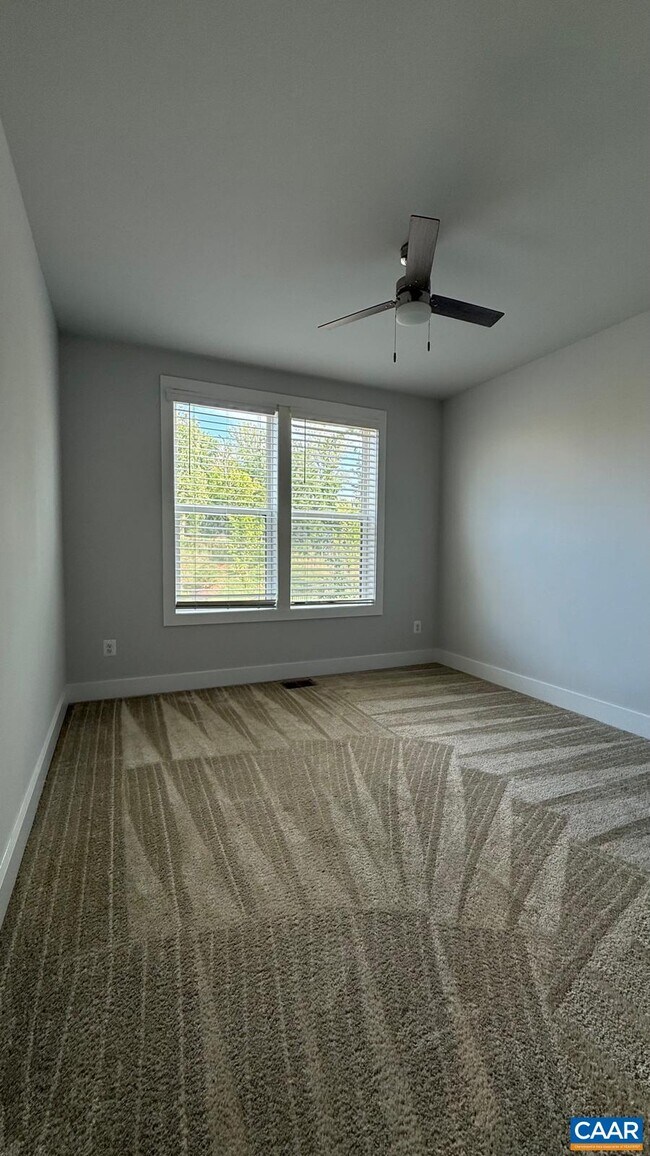 Building Photo - 608 Noush Ct