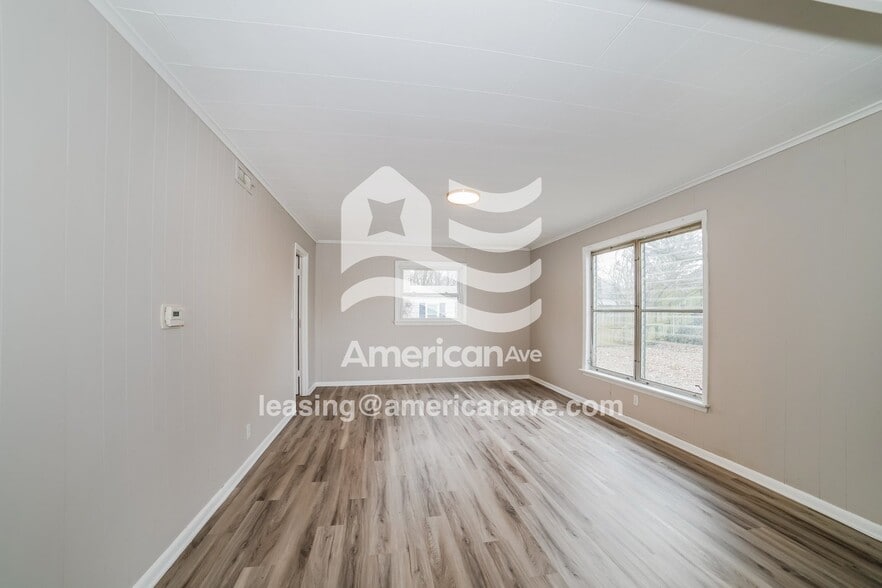 Building Photo - 4027 N Bryer Pl