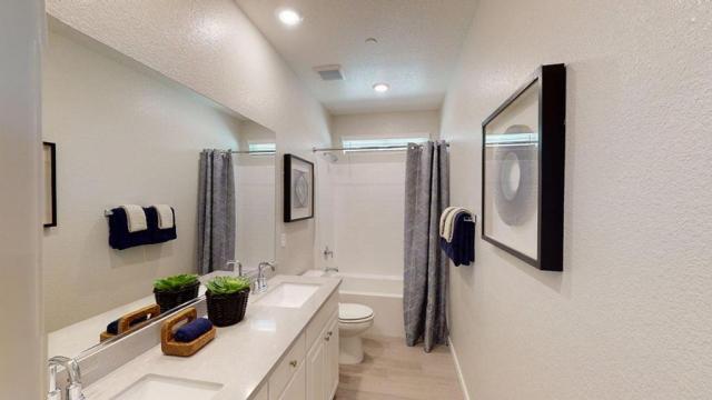 Building Photo - 3 bedroom in Roseville CA 95747