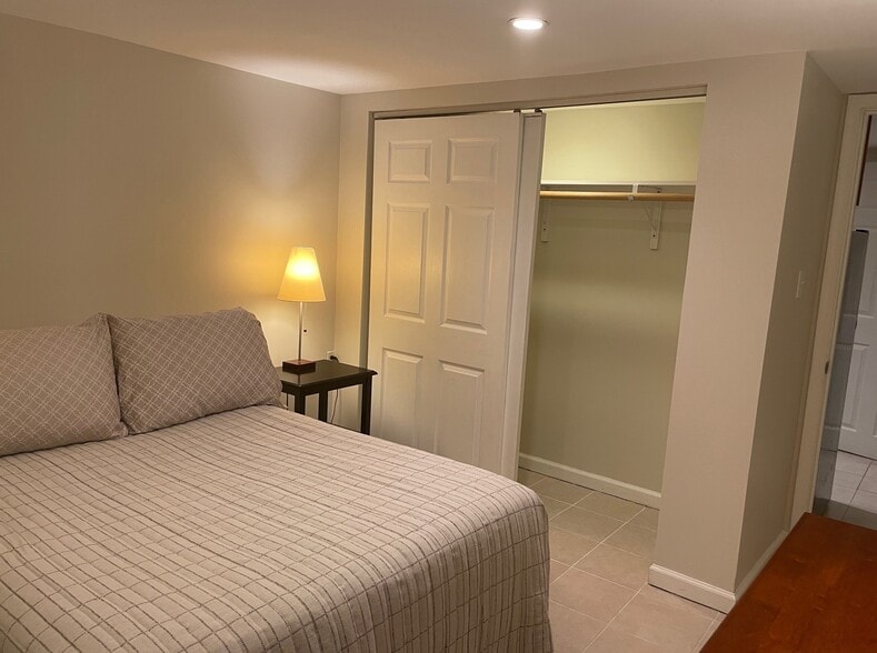 Bedding, Large Closet - 2502 Sanford St