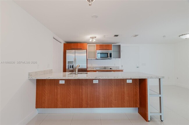 Building Photo - 185 SW 7th St