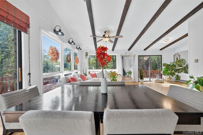 Building Photo - 75 Pebble Path