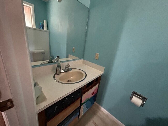 Building Photo - Price Reduced! Beautiful Home For Rent In ...