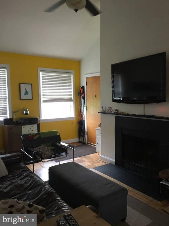 Building Photo - 2803 Arlington Blvd