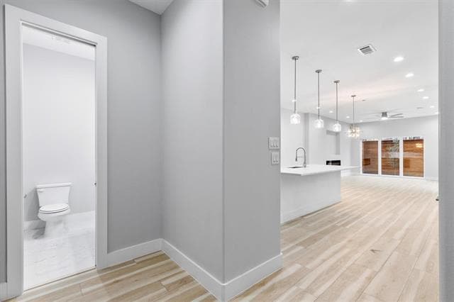Building Photo - 2611 Sylvan Ave