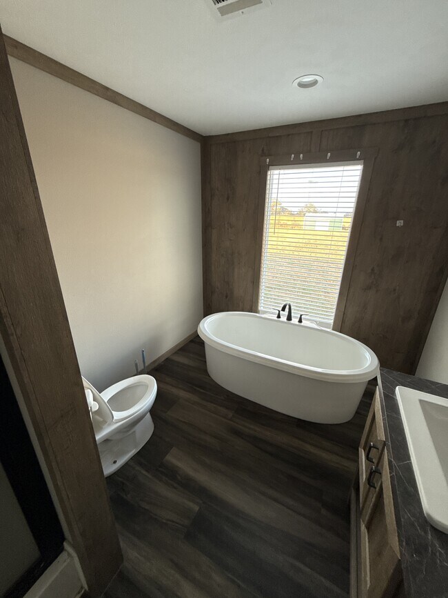 Building Photo - 260 Co Rd 1220