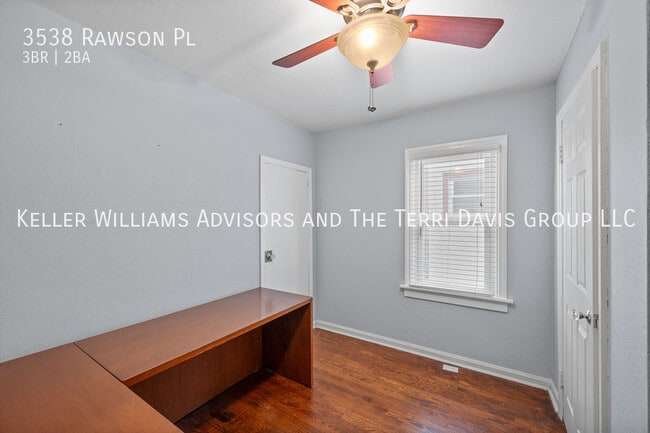 Building Photo - 3538 Rawson Pl