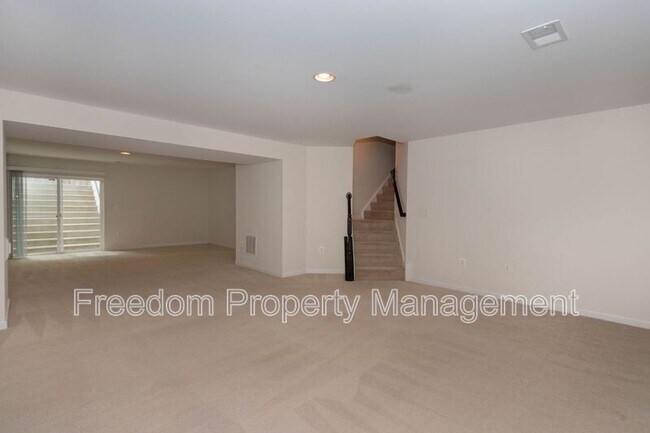 Building Photo - 4100 Presidential Hill Loop