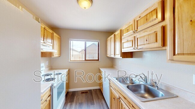 Building Photo - 705 San Gabriel Pl