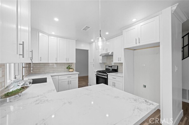 Building Photo - 2982 La Vista Ave