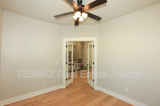 Building Photo - 10 Latheron Pl