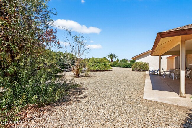 Building Photo - 13511 W Gemstone Dr