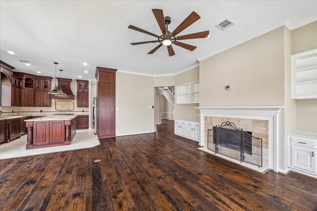 Building Photo - 123 N Concord Forest Cir